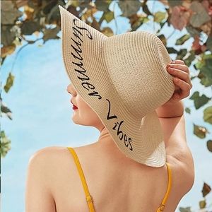 NWOT Summer Vibes Floppy Beach Hat